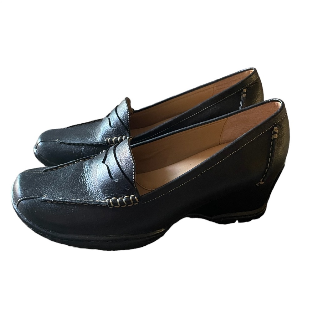 COVINGTON LEATHER MOCCASIN HEELS